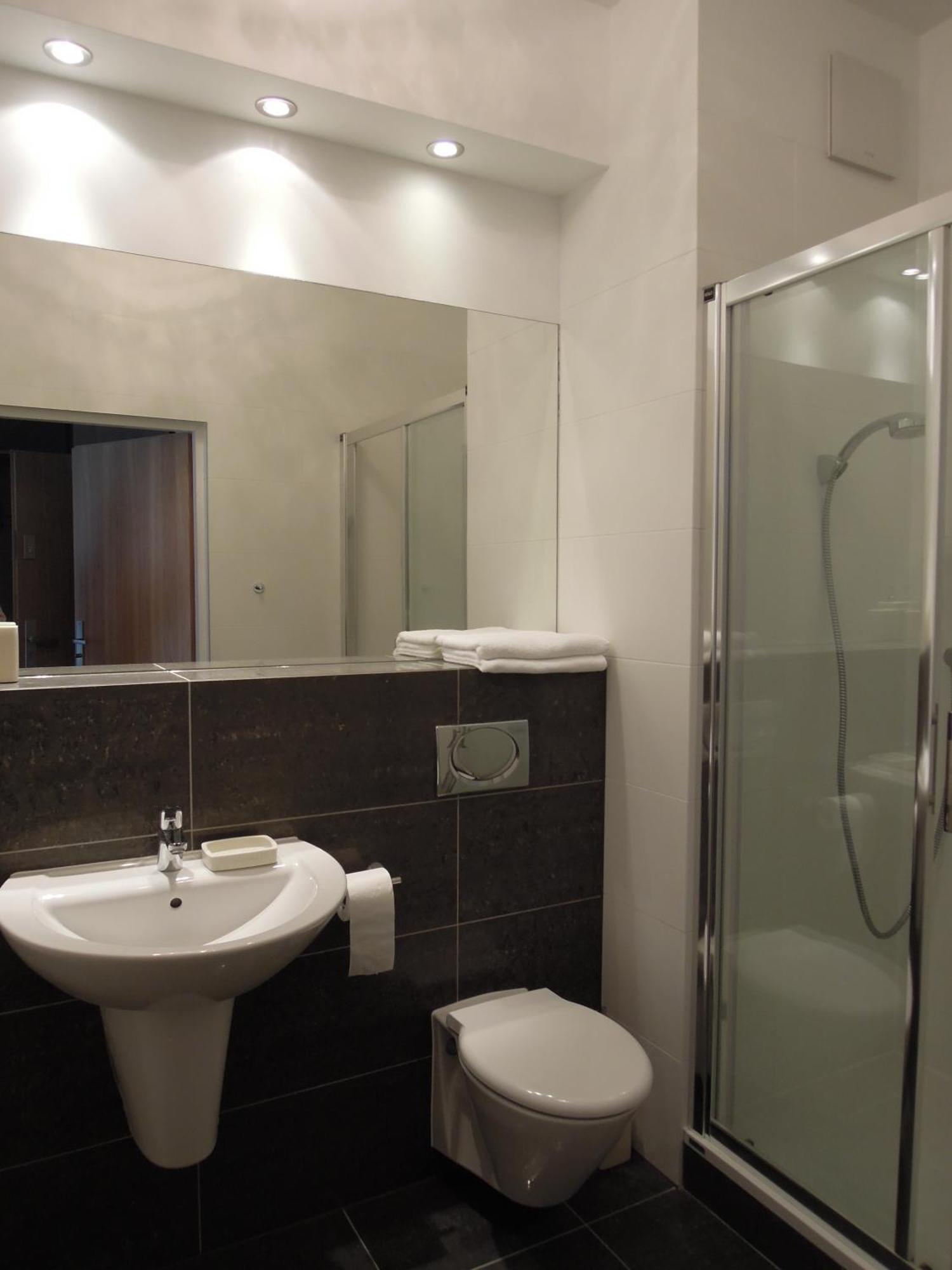 Apartamenty Karawela - Nadmorski Dwor Gdańsk Exteriör bild